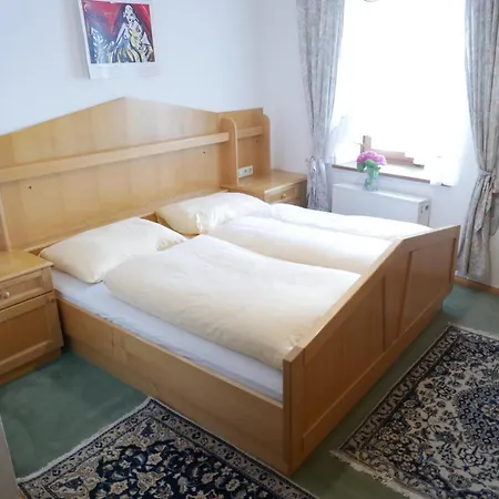 Stadtwohnung Franz Bis 6 Personen Hallein Bei Salzburg Exterior photo